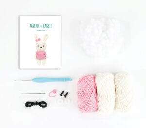Anchorin virkkauspakkaus amigurumi Martha Pupu.